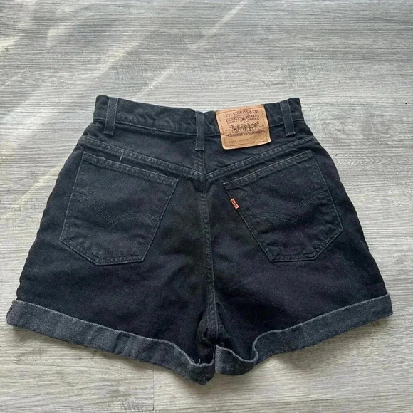 Levi’s vintage orange tab high waist short - Picture 3 of 7